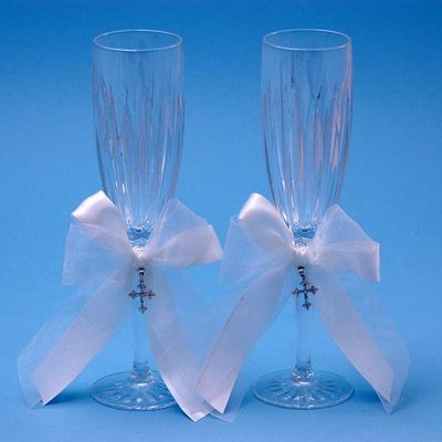 Beverly Clark 38LT Grace Champagne Toasting Wedding Flutes in White