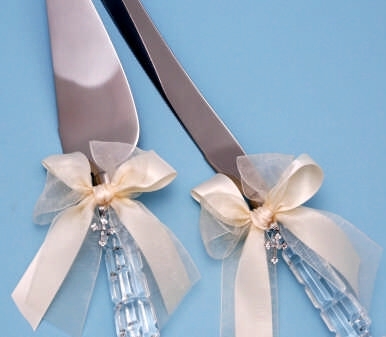 Beverly Clark 38nit Grace Crystal Wedding Cake Knife Server Set in Ivory by Beverly Clark