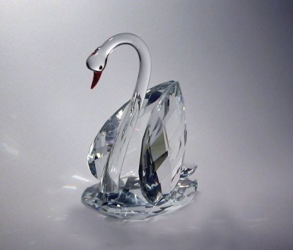 Crystal Florida Red Beak Swan 6.1 Inch - M-106