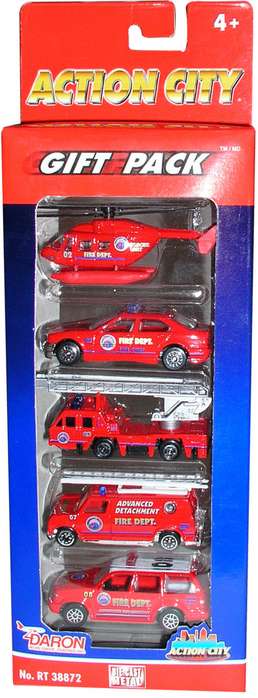 Daron Worldwide Trading RT38872 5 Pc Diecast Vehicle Gift Set