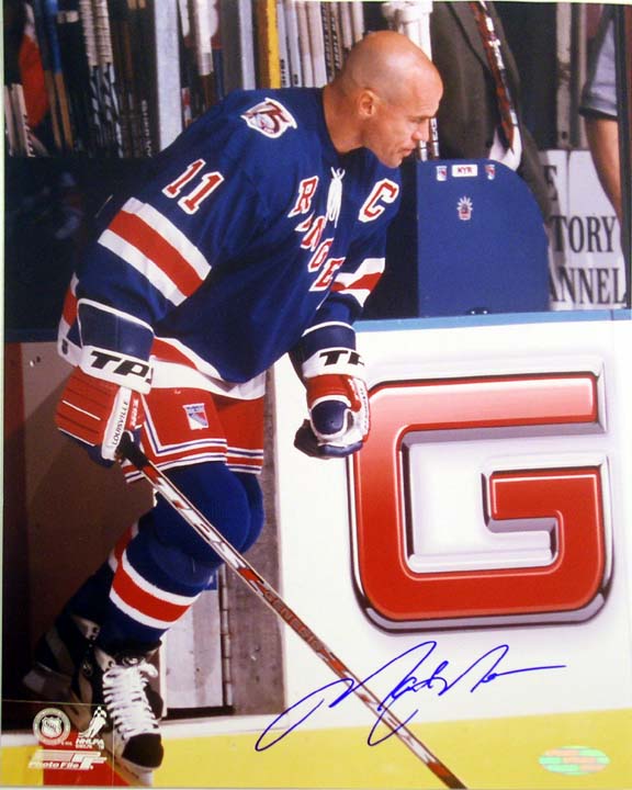 Hockey Game - Steiner Sports Mark Messier Hand Signed 1st Game Back As NYR 8x10 Photo MESSPHS008007