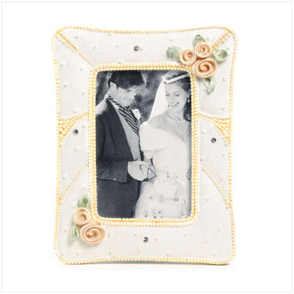 RADIANT WEDDING FRAME