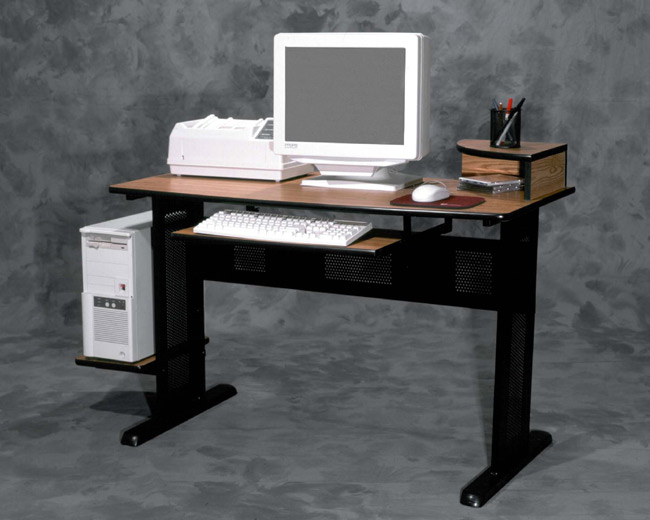 Oak Desks - Ameriwood 26696 Computer Desk - Freedom Oak