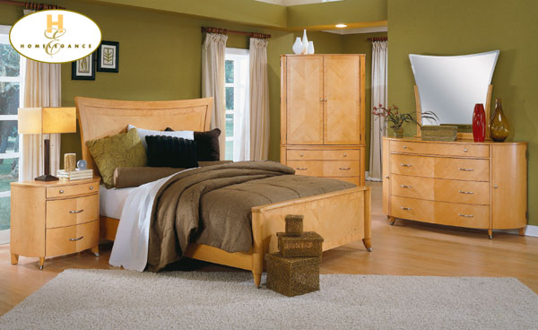 Modern Beds - Home Elegance European Modern Paneled Queen Bed Maple Finish 565P-1
