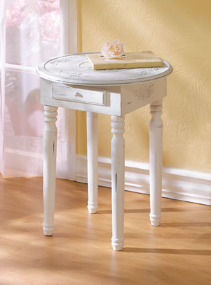 SWM 31585 CarvedTop Accent Table