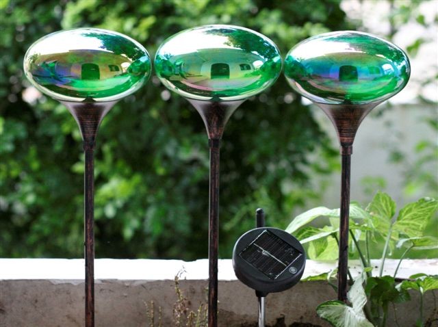 Alpine GID120GN Green Glass Solar LED Garden Lights