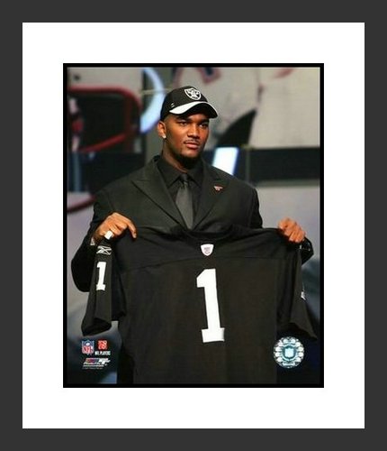 JaMarcus Russell Framed 8x10 Photo - Oakland Raiders 2007 NFL Draft Day