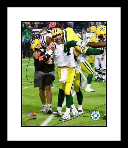 Brett Favre Greg Jennings Framed 8x10 Photo Green Bay Packers Record Breaking 421st TD on Shoulders