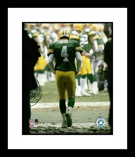 Brett Favre Framed 8x10 Photo - Green Bay Packers Last Game of 2005 Season