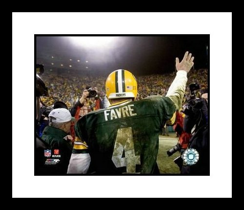 Brett Favre Framed 8x10 Photo - Green Bay Packers Last Game of 2006 Season