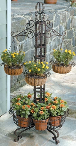 Deer Park Floor Planter With Baskets & Coco Liner