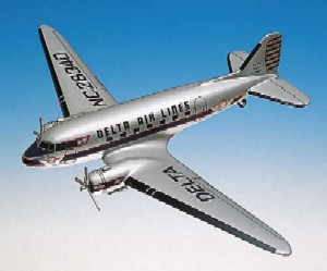Click here to buy Daron Worldwide Trading G0772 DC-3 Delta 1 72... by Daron Worldwide Trading.