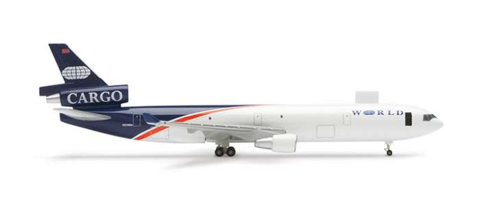 Daron Worldwide Trading HE507660 Herpa World Airways MD-11 1/500 Open