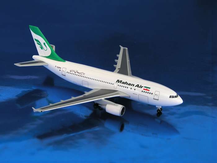Daron Worldwide Trading HE509701 Herpa Mahan Air A310-300 1/500