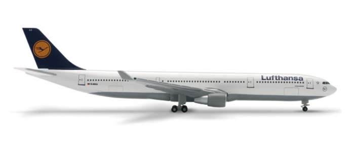 Daron Worldwide Trading He514965 Herpa Lufthansa A330-300 1/500 Picture