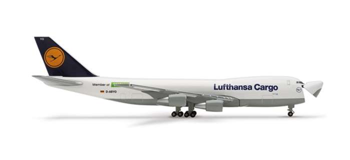 Daron Worldwide Trading HE516051 Herpa Lufthansa B747-200F 1/500 Open