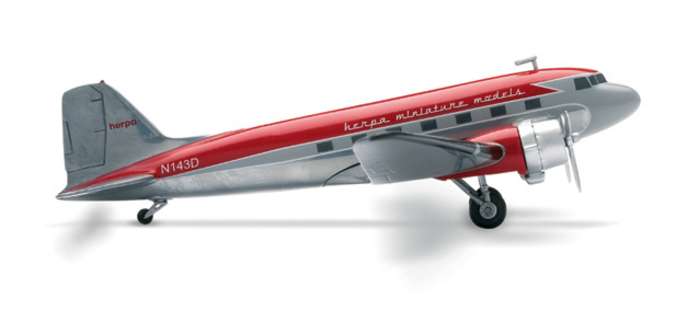 Daron Worldwide Trading HE551250 Herpa Herpa DC3 1/200 DIECAST