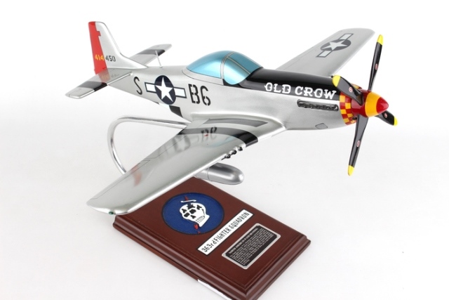 Daron Worldwide Trading SE0012W P-51D Mustang Silver OLD CROW 1/24 AIRCRAFT