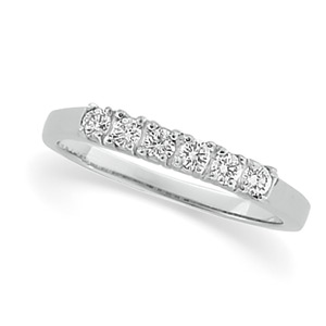 Platinum Diamond Band Ring Ring Size: 6