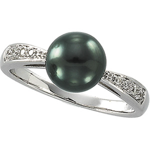 14K White Gold Tahitian Pearl And Diamond Ring Ring Size: 6