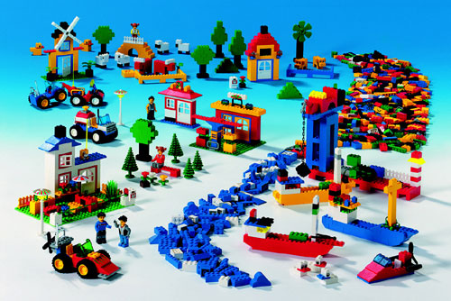 LEGO EDUCATION LG-9302 LEGO CREATOR COMMUNITY BUILDERS-1670 PIECES FROM 4 YEARS