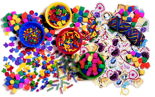 ROYLCO R-2026 CLASSROOM STRINGABLES KIT