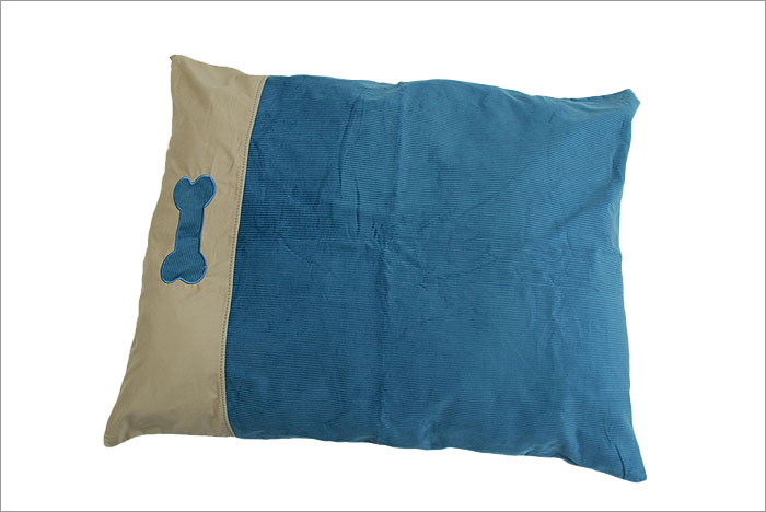 Pet Bed - Happy Tails 65030 Bone-Us Corduroy Pet Bed Violet