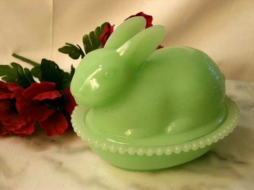 IWDSC 0116687 Jade Depression Glass  Rabbit Dish