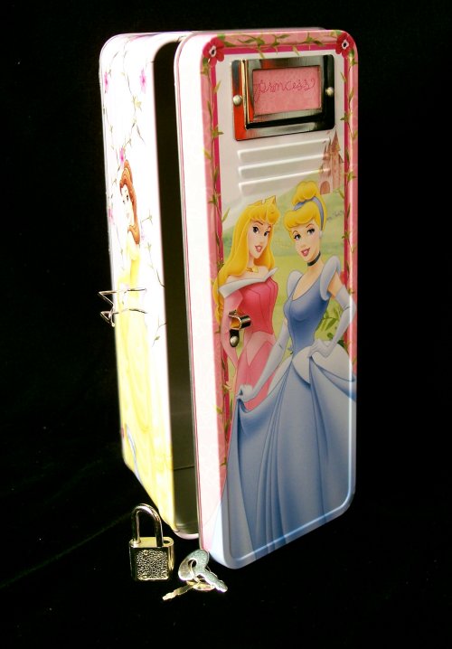 Disney Princesses Tin Locker with Lock and Key