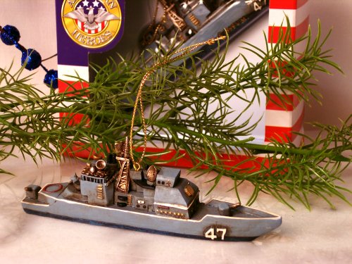 iwd161 Christmas Ornament Navy Cruiser
