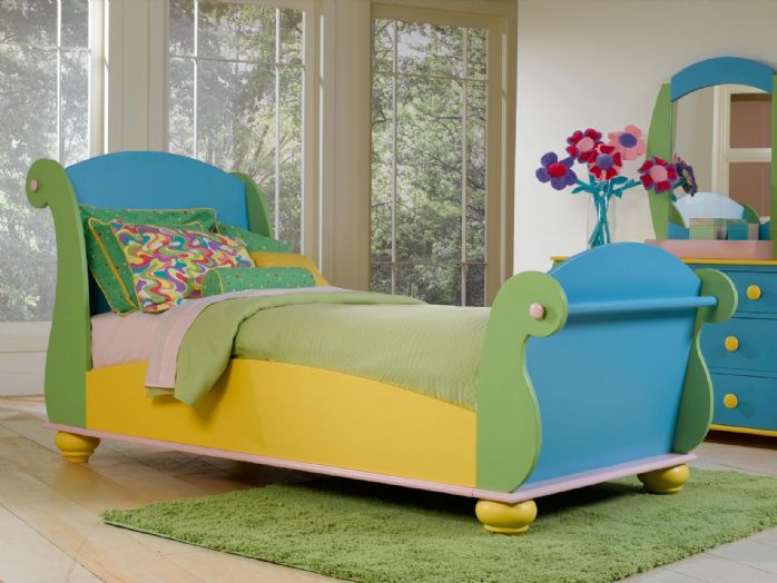 Twin Bed - Powell 343-084 Sunday Funnies Twin Size Sleigh Bed