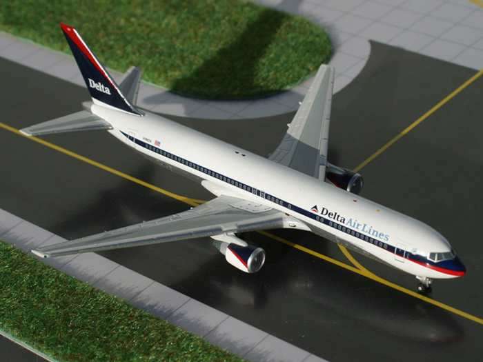 Daron Worldwide Trading GJ446 Gemini Delta... by Daron Worldwide Trading