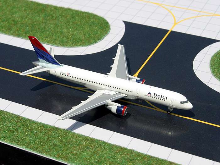 Daron Worldwide Trading GJ494 Gemini Delta... by Daron Worldwide Trading