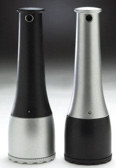 PepperMills Supreme 2000-SET Rechargeable Salt and Pepper Mill S2000-SET