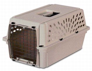 Petmate Carriers Classic Kennel Medium - 21002 by PETMATE CARRIERS