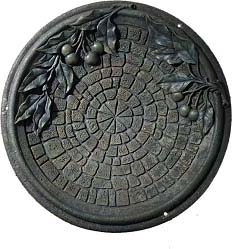 Opus Cobblestone Hanging Birdbath