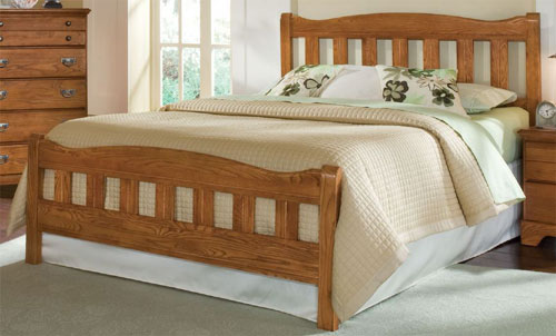 Carolina Furniture Works 387453 Creek Side Slat Footboard Queen