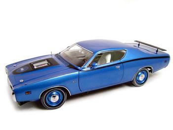Ertl Diecast - 1971 Dodge Charger Superbee ERTL Authentics Diecast Blue 1:18