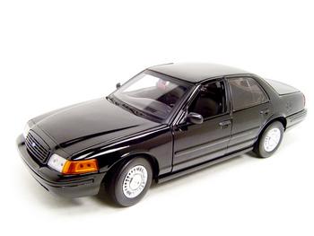 Diecast Car - FORD CROWN VICTORIA UNDERCOVER CAR 1:18 DIECAST MODEL