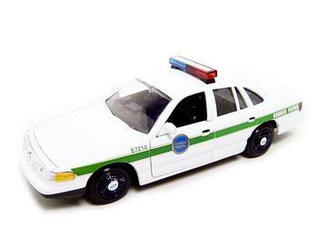 Diecast Model Cars - Ford Crown Victoria Border Patrol Car 1:24 Diecast Model