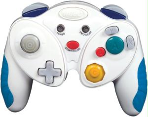 INTEC G5605 NINTENDO WII and GAMECUBETM MINI CONTROLLER