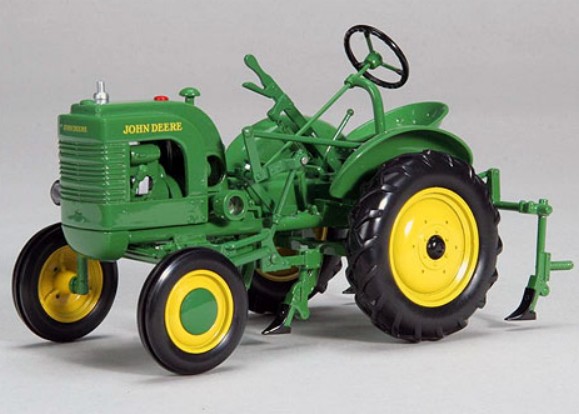 SpecCast JDM 213 John Deere LA with Cultivator Model Tractor