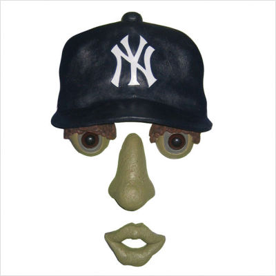 Team Sports America MLB0083-705 14''x7'' Forest Face- New York Yankees