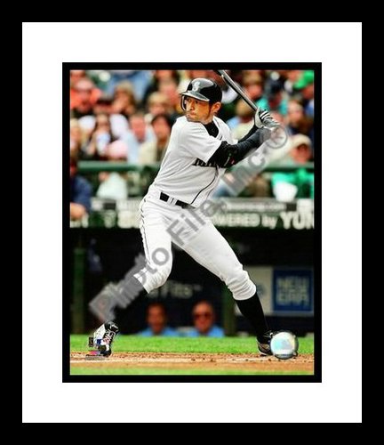 All About Autographs AAA-21182 Ichiro Suzuki Seattle Mariners MLB Framed 8x10 Photograph 2009 Batting