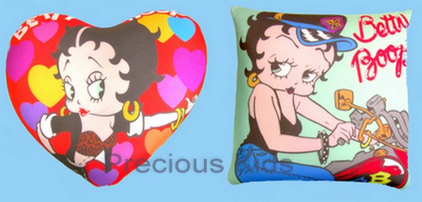 31006h 13 Betty Boop Microbead Pillow-heart