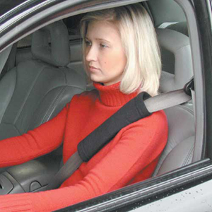 Travelon 22585 Seat Belt Shoulder Pad - Black Travelon 22585 Seat Belt Shoulder Pad - Black
