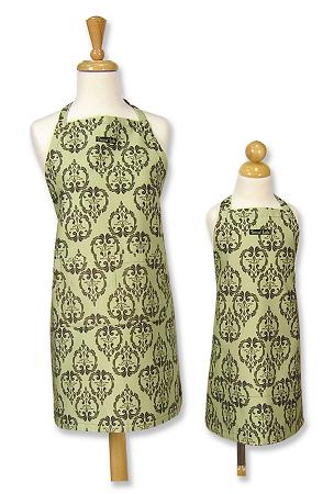 Trend-Lab 22007 Apron Set - Vintage Adult-Child