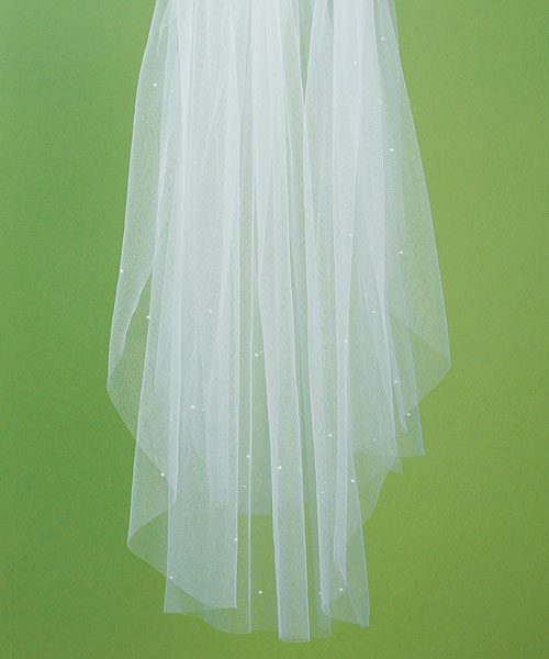 Weddingstar 8233 Scattered Pearl Border Cut Edge Veil Ivory