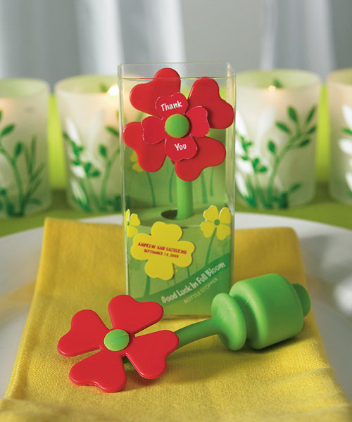 Weddingstar 8784 Good Luck in Full Bloom Silicone Bottle Stopper Gift Boxed Favor