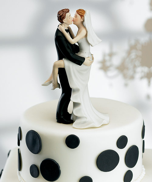 Weddingstar 8446 Kissing Couple Cake Topper